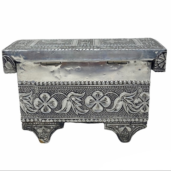 3 Pc. Elephant Copper & Silver Alloy Jewelry Box, 3 Key Holder, Letter Organizer - Picture 12 of 16